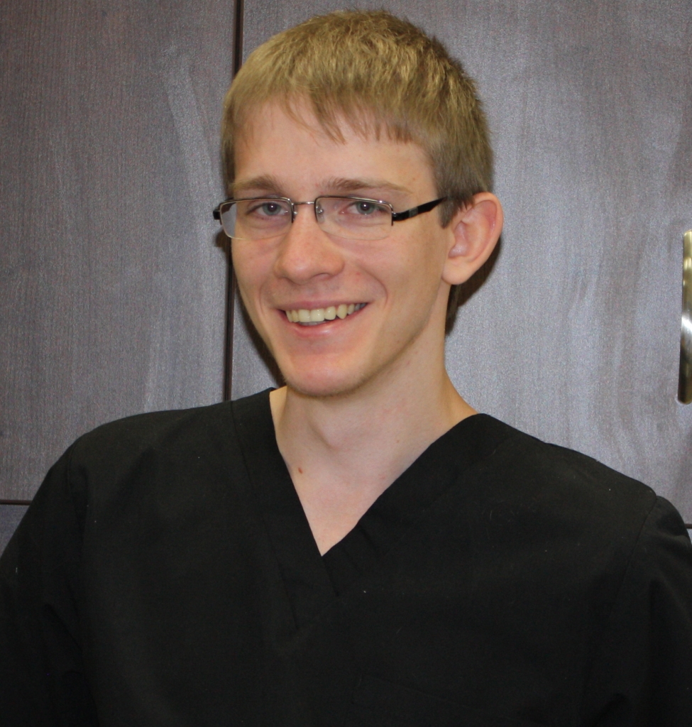 Vellore Woods Veterinary Clinic - Veterinarian in Vaughan, ON - Pet Dental Centre